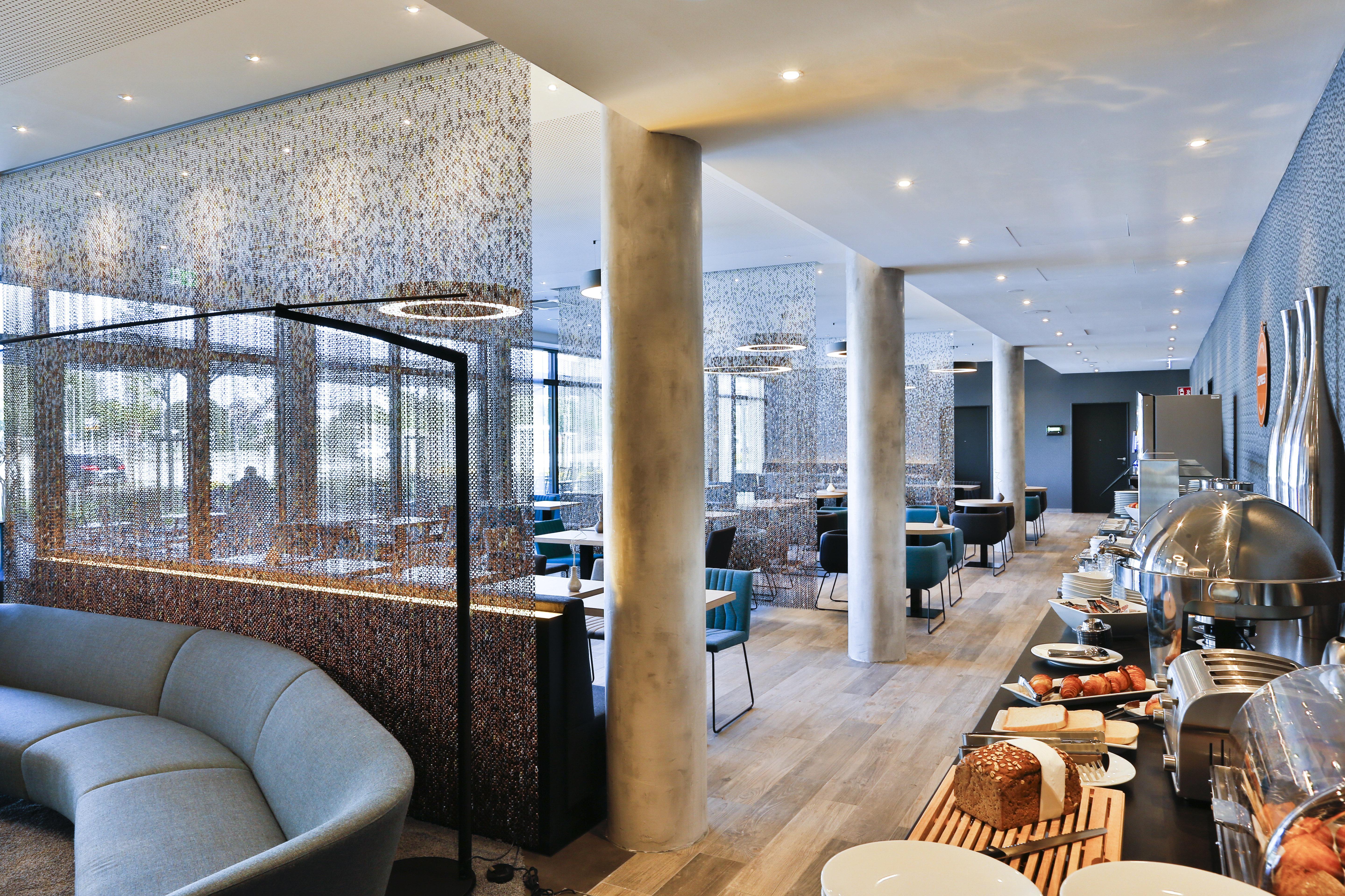 Express - Park By Ihg Hotel