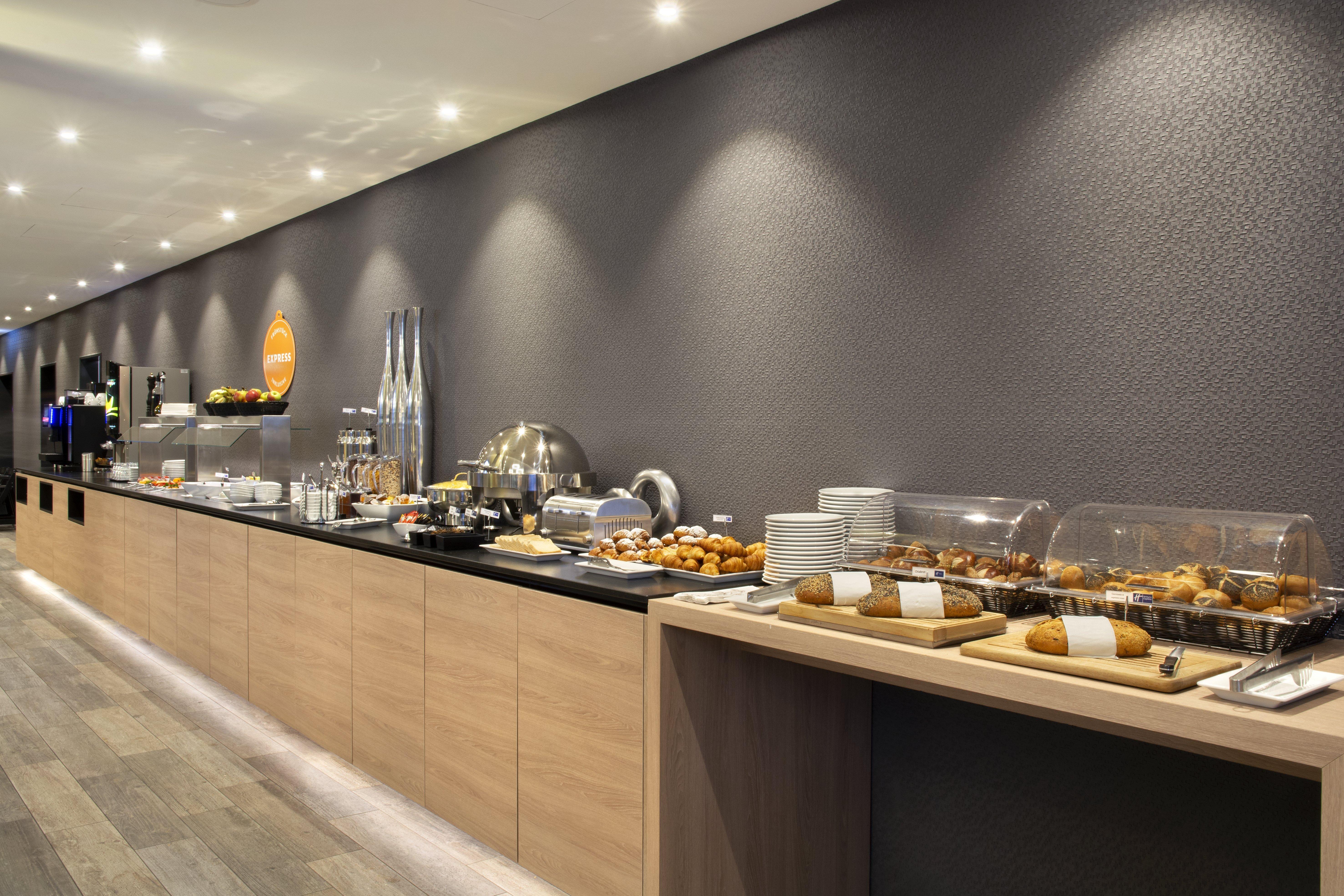Express - Park By Ihg Hotel