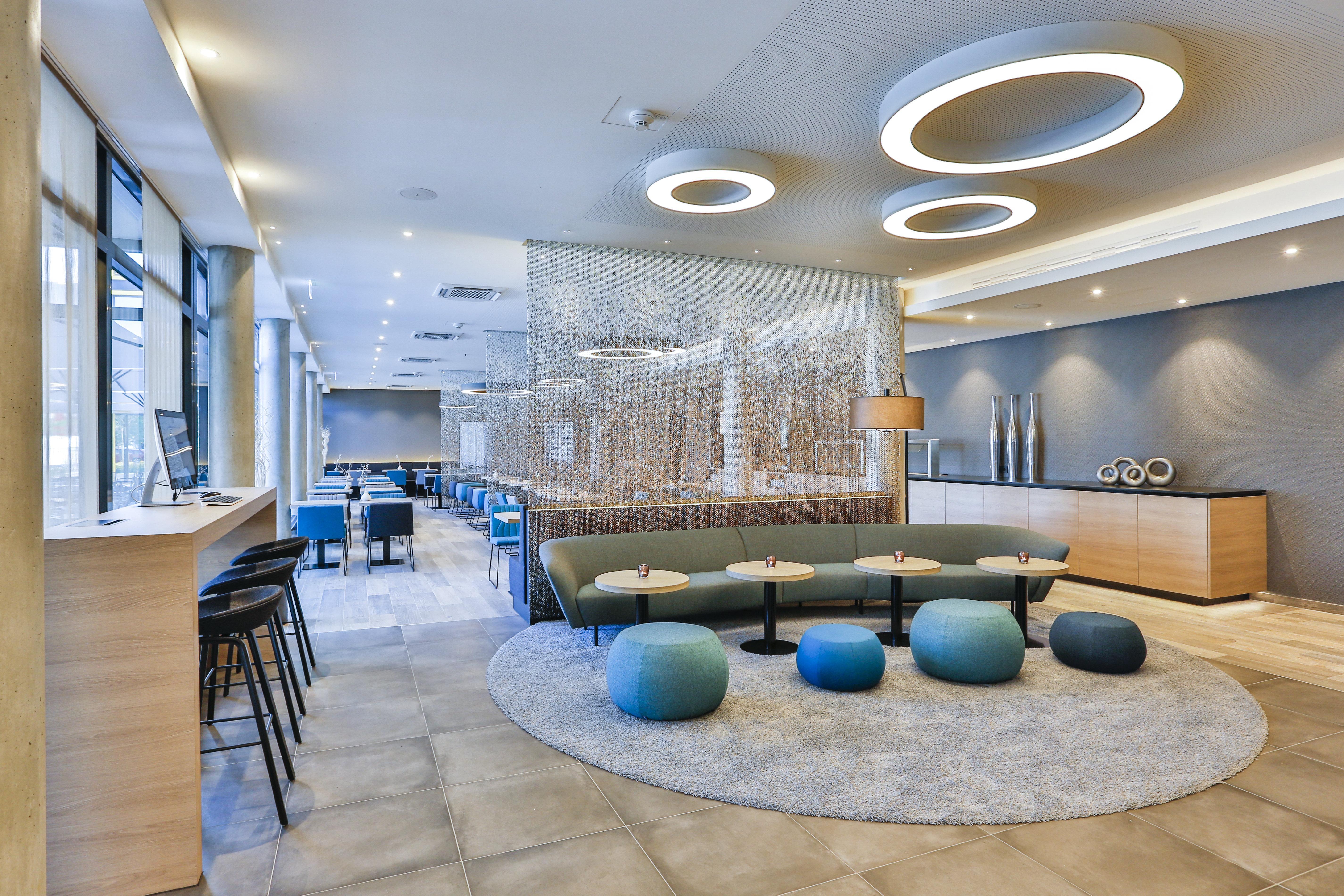 Express - Park By Ihg Hotel