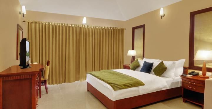 Express - Park By Ihg Hotel 3*